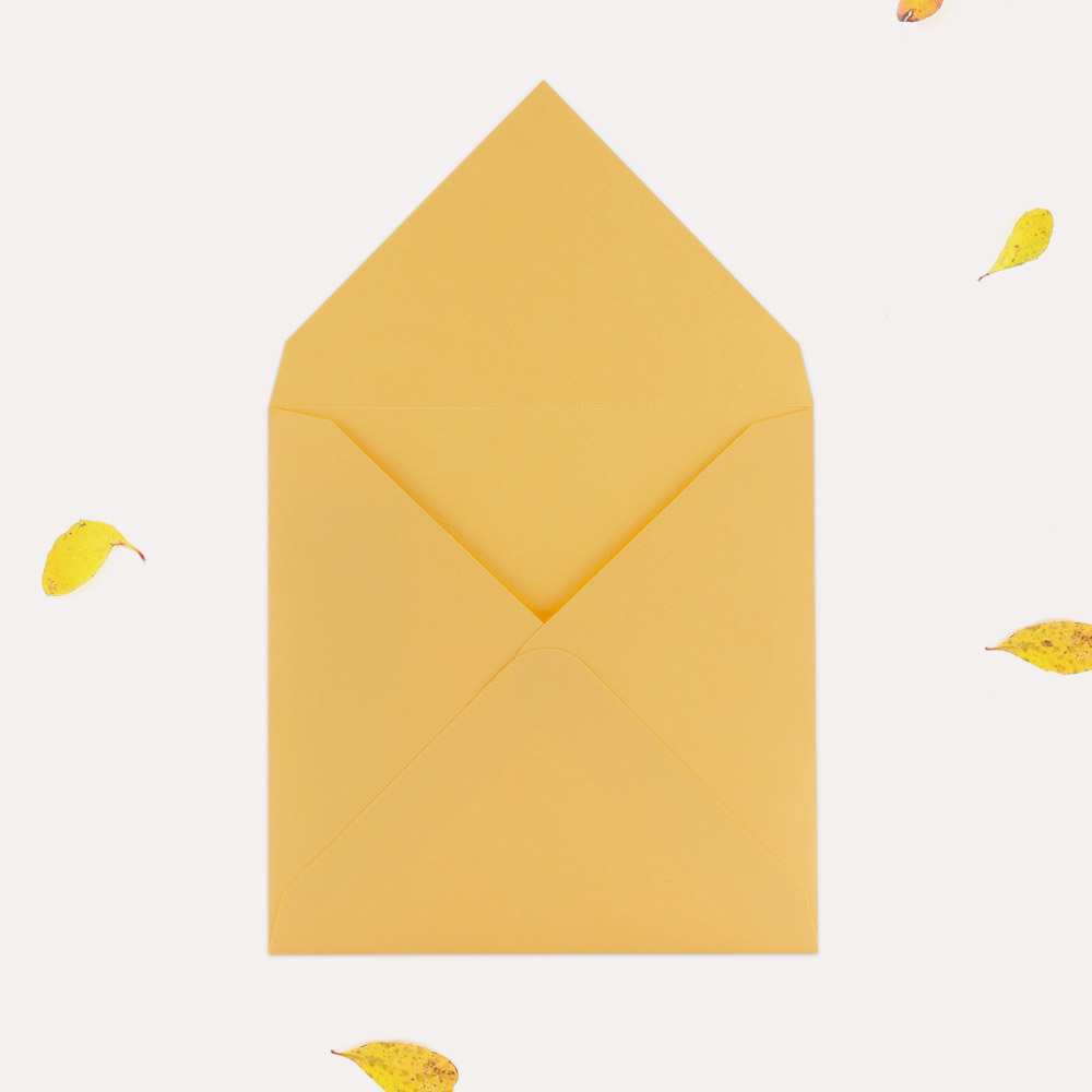 Квадратен плик - жълт 41