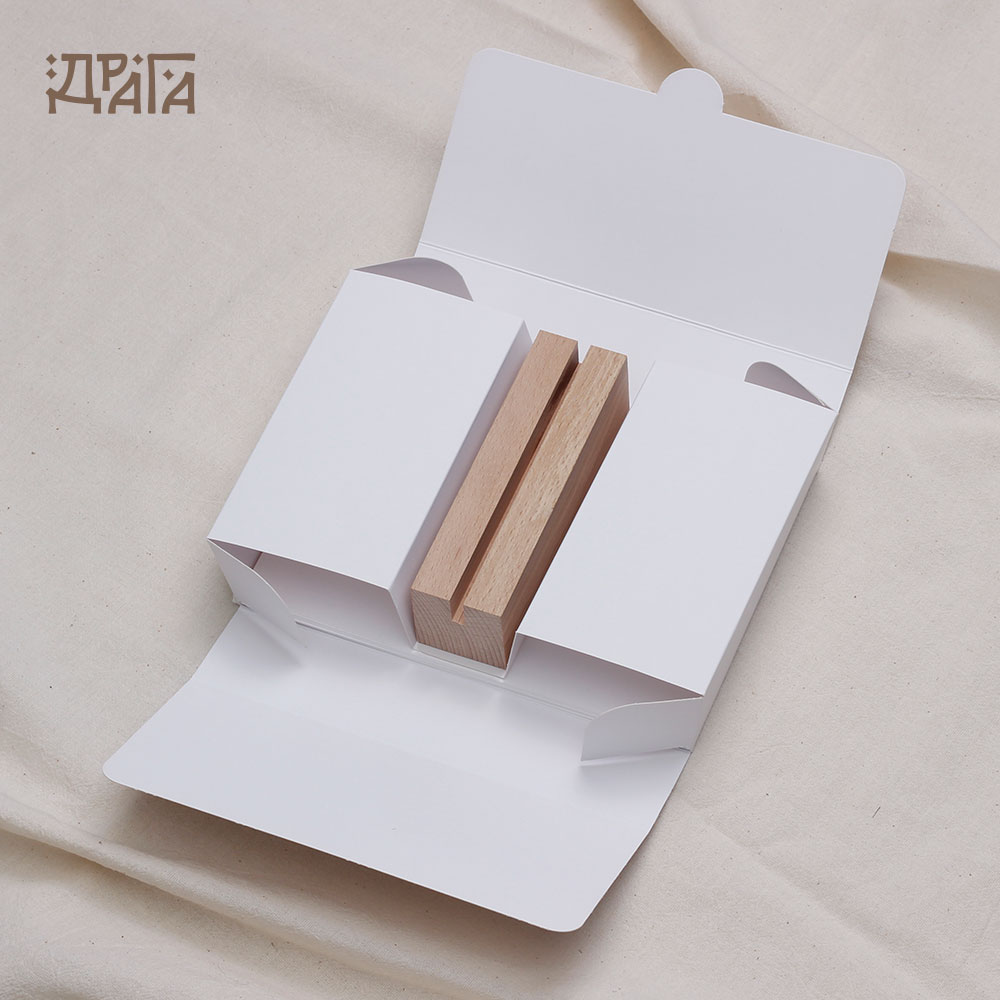 Персонализиран календар с поставка дървено кубче - Image 4